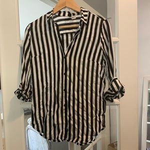 Black and White Stripped button up